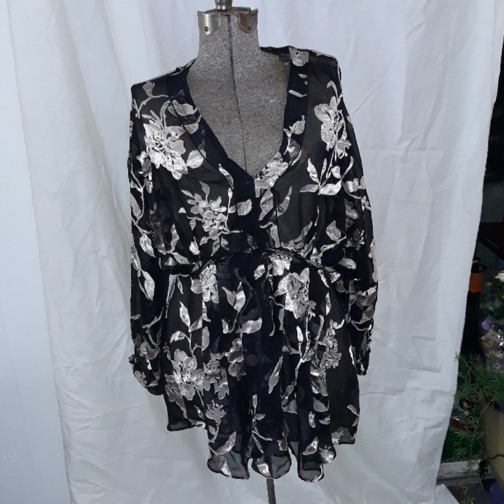 LANE BRYANT- Black and gold floral blouse